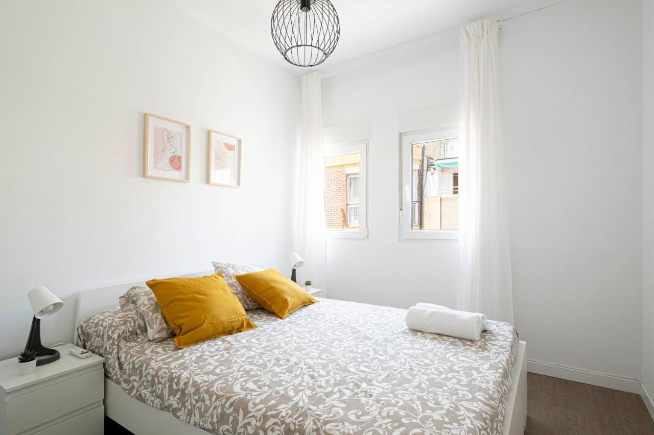 Apartment Beach Picasso ซานต์อาเตรียเดเบซอซ ภายนอก รูปภาพ