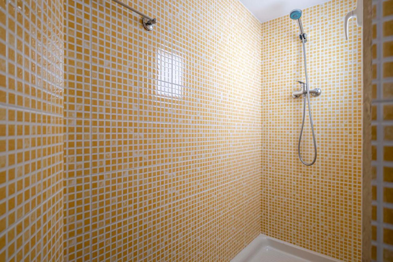 Apartment Beach Picasso ซานต์อาเตรียเดเบซอซ ภายนอก รูปภาพ